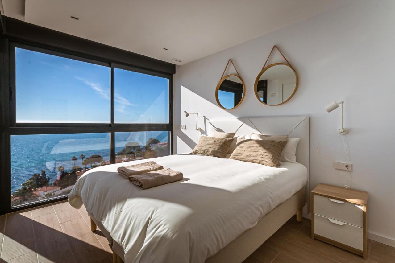 Modern Sea Front Jacuzzi Blue Sky Apartment Аликанте Екстериор снимка