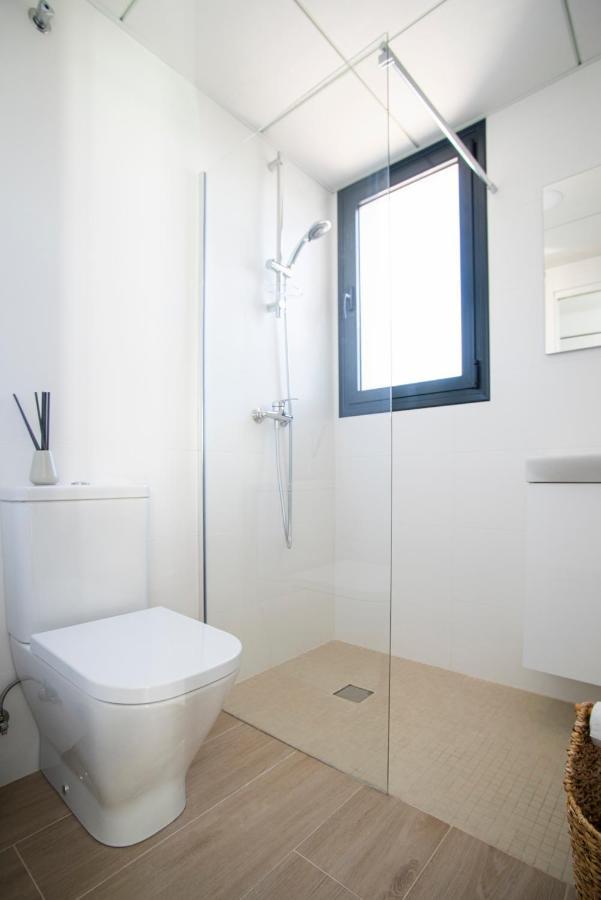 Modern Sea Front Jacuzzi Blue Sky Apartment Аликанте Екстериор снимка